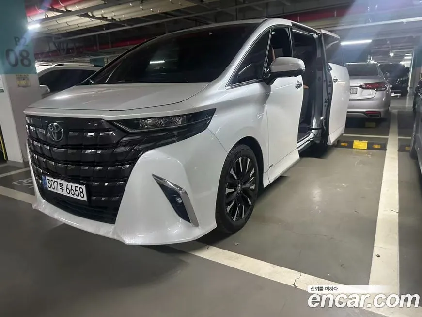 Toyota Alphard 2024 из KR, фото 3