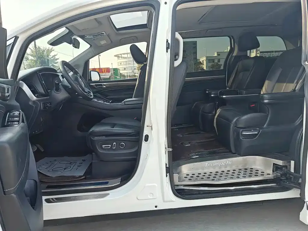 GAC Motor Trumpchi M8 2021 из CN, фото 2