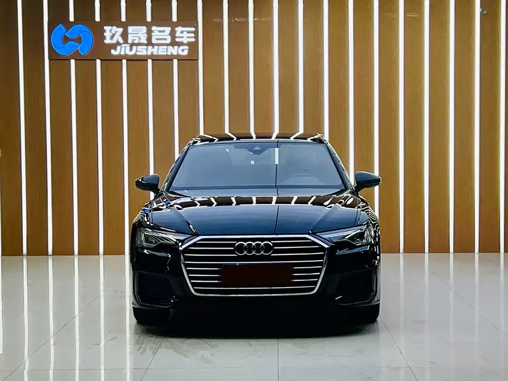 Audi A6L 2022 из CN, фото 9