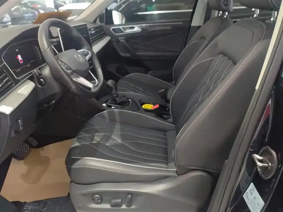 Volkswagen Tiguan L 2024 из CN, фото 7