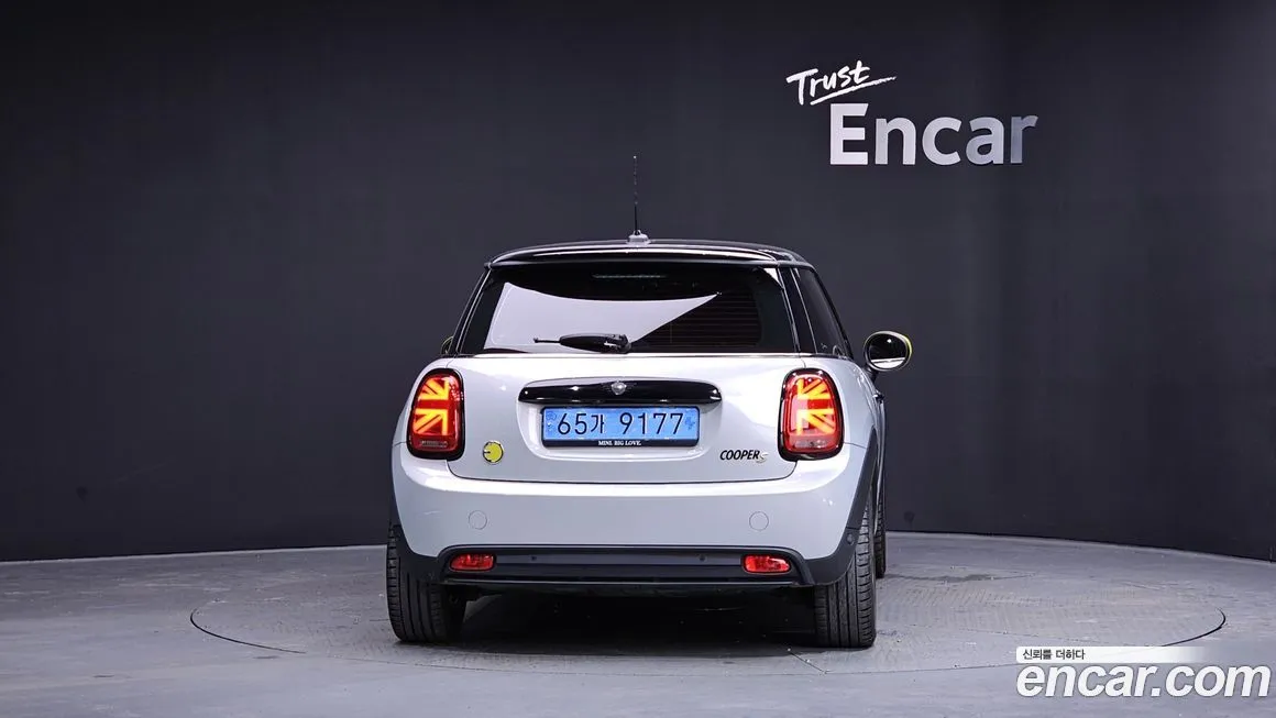 Mini Cooper 2022 из KR, фото 2