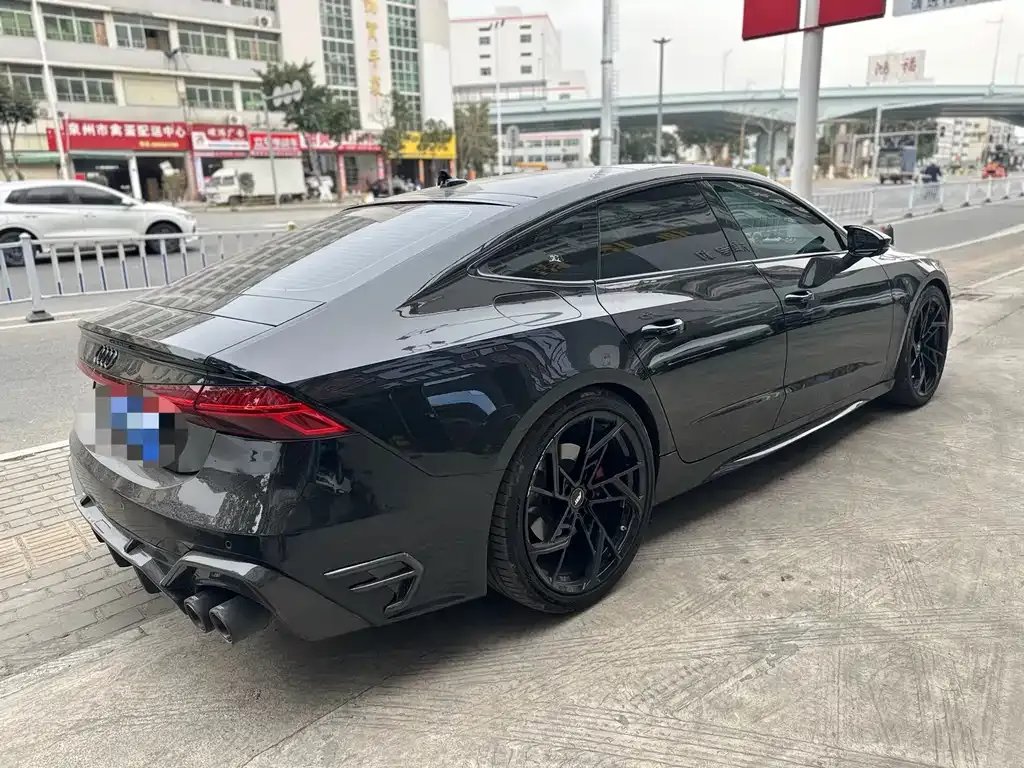 Audi A7 2024 из CN, фото 2