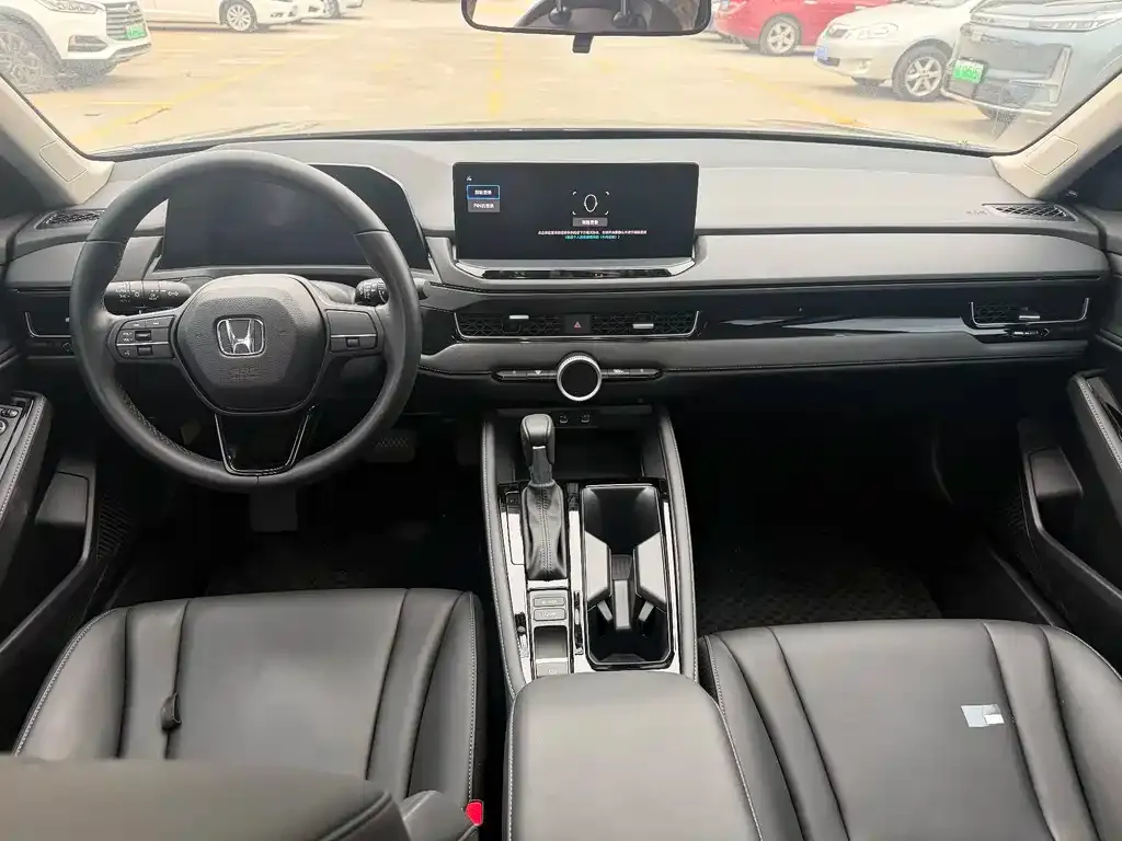 Honda Inspire 2024 из CN, фото 2