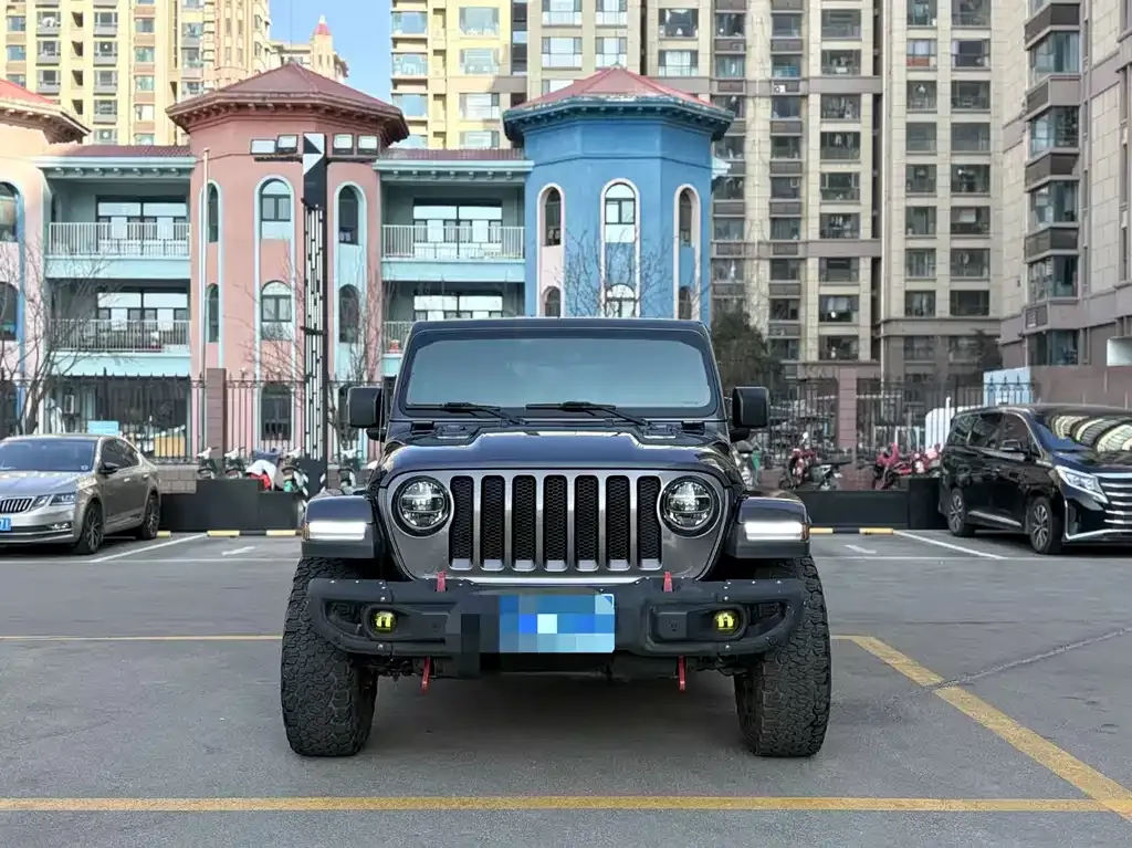 Jeep Wrangler — фото 9