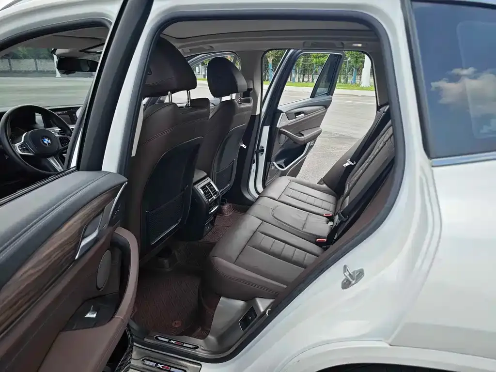 BMW X3 2021 из CN, фото 2