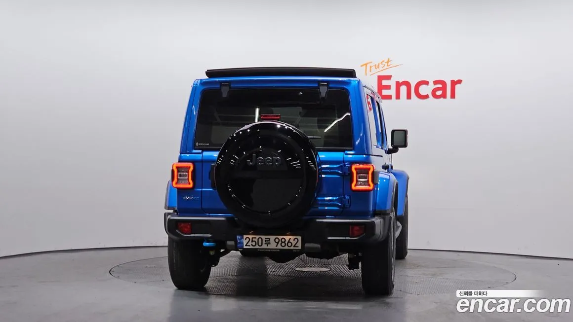 Jeep Wrangler 2022 из KR, фото 4