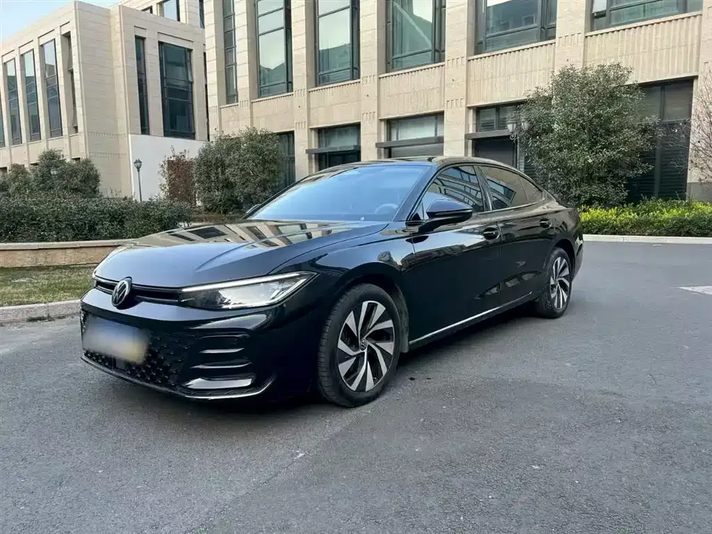 Volkswagen Passat 2025 из CN, фото 1