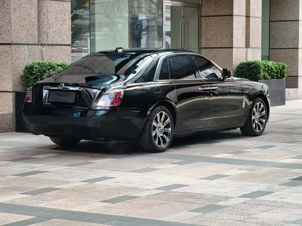 Rolls-Royce Ghost 2025 из CN, фото 10