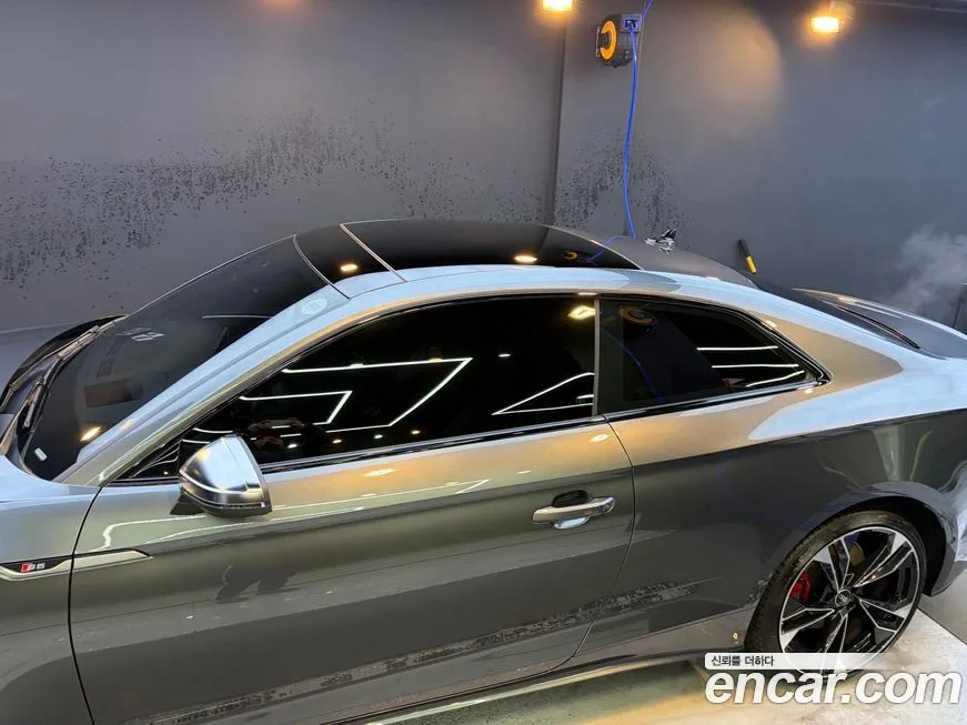 Audi S5 2023 из KR, фото 9