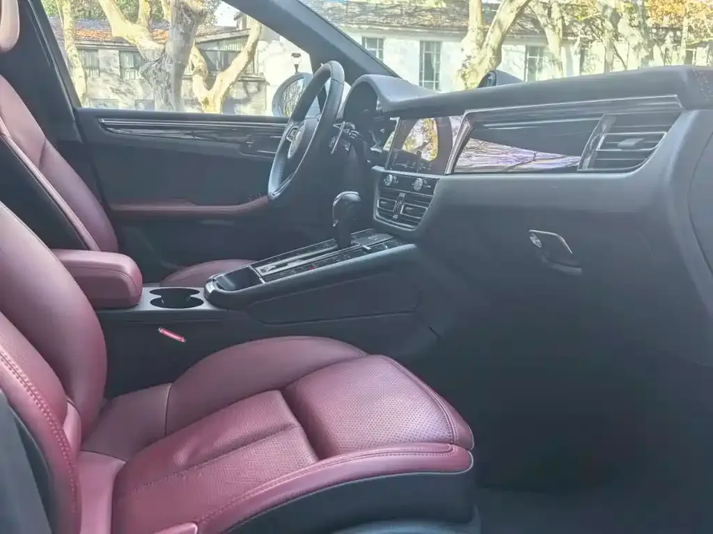 Porsche Macan 2023 из CN, фото 5