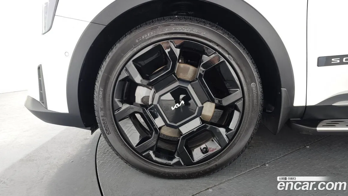 Kia Sorento — фото 10