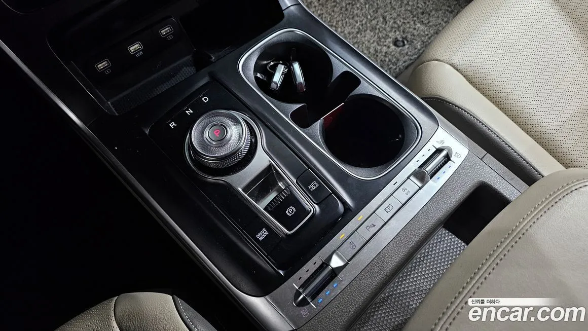 Kia Carnival — фото 10
