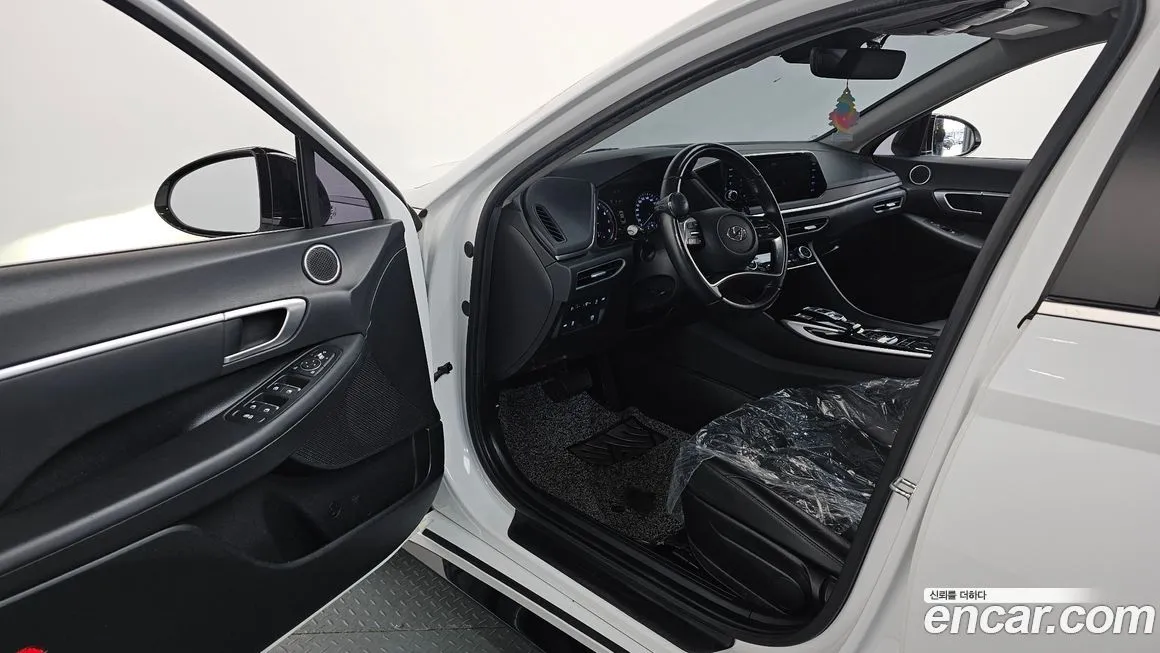 Hyundai Sonata 2022 из KR, фото 9