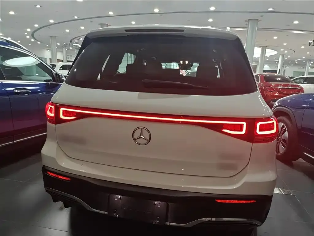 Mercedes-Benz EQB 2023 из CN, фото 2