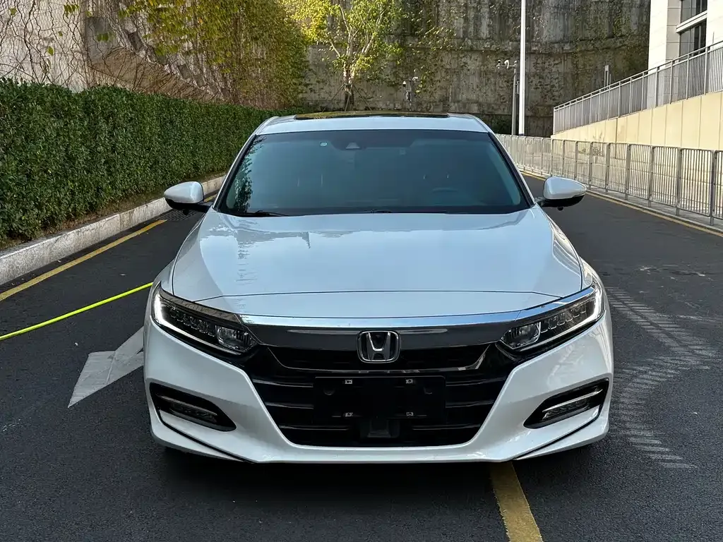 Honda Accord 2021 из CN, фото 2