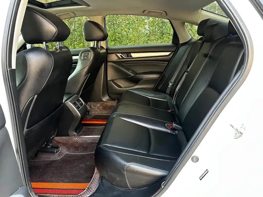 Honda Accord 2021 из CN, фото 5