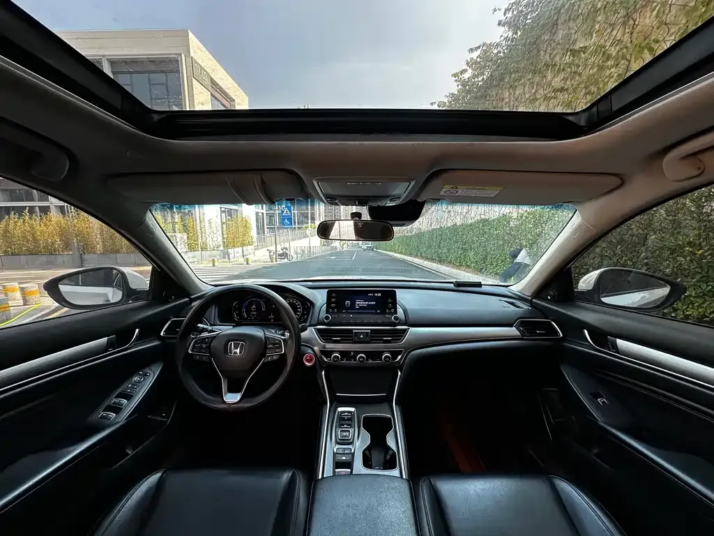 Honda Accord 2021 из CN, фото 4