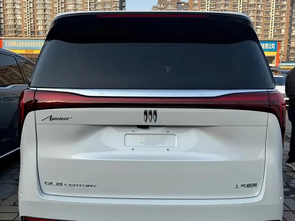 Buick Century 2024 из CN, фото 9