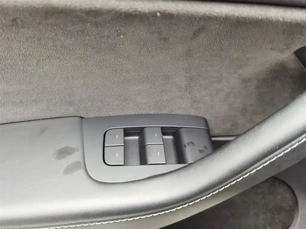 Tesla Model Y 2021 из CN, фото 9