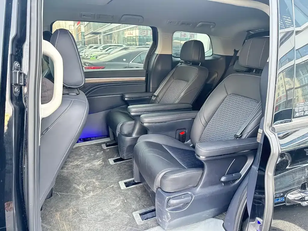 GAC Motor Trumpchi M8 2024 из CN, фото 2