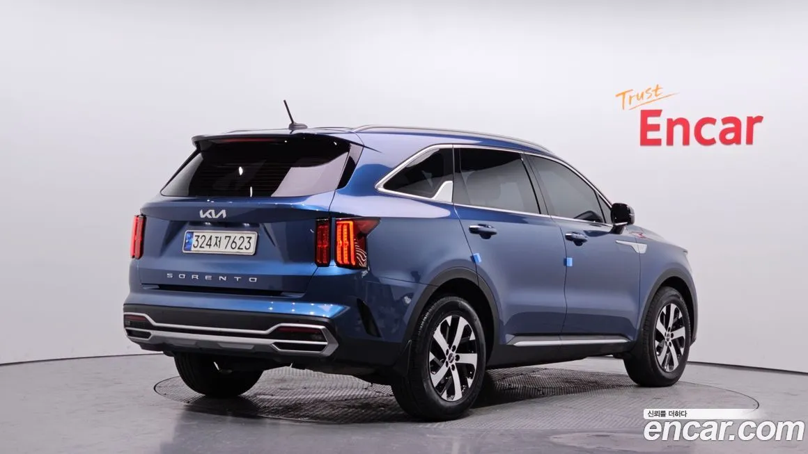 Kia Sorento — фото 3