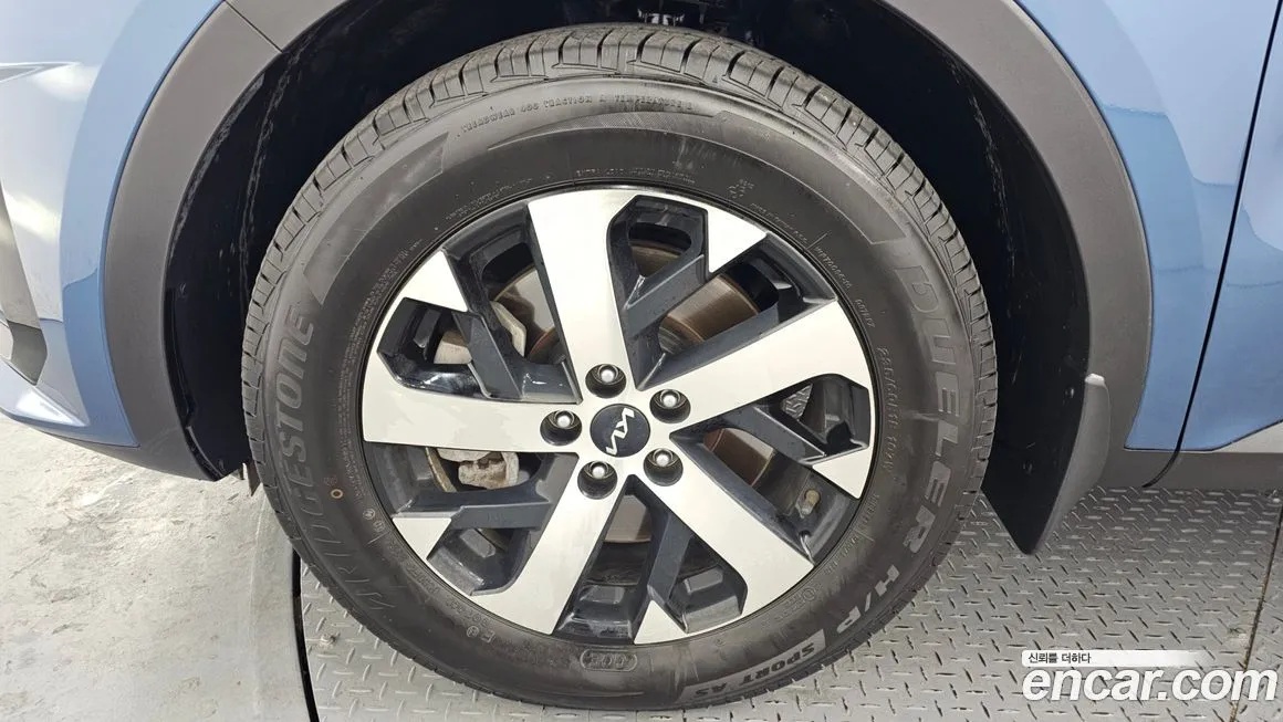 Kia Sorento — фото 7
