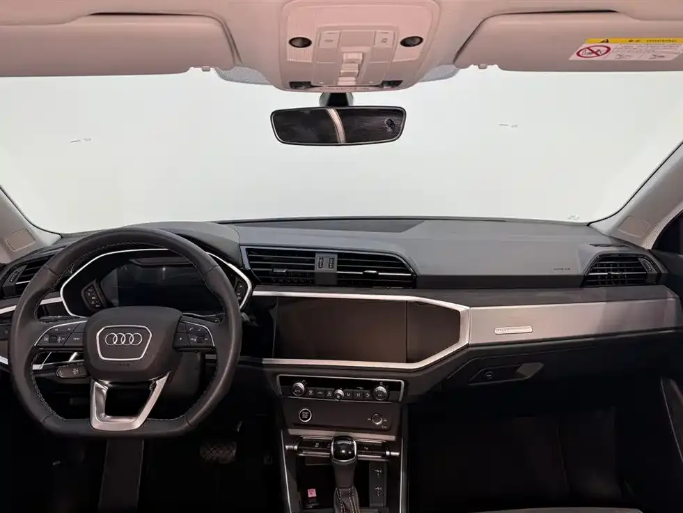 Audi Q3 — фото 4