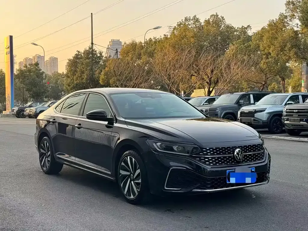 Volkswagen Passat 2021 из CN, фото 10