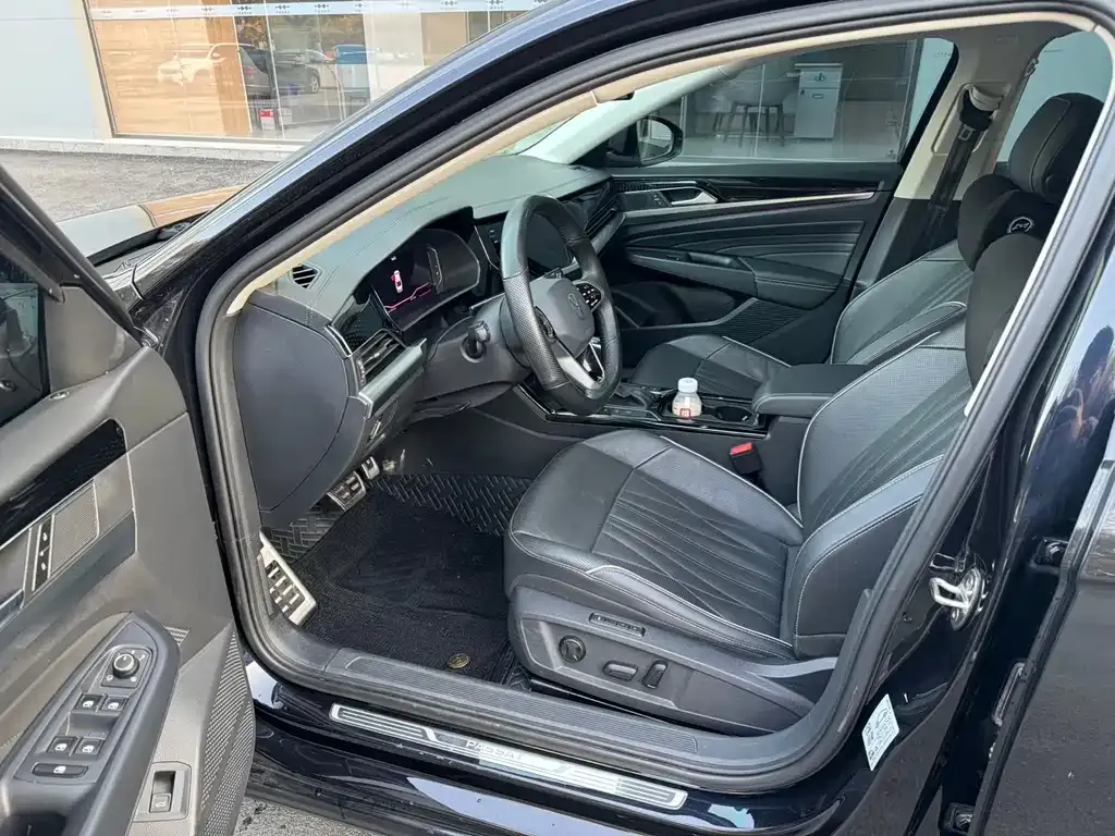 Volkswagen Passat 2021 из CN, фото 7