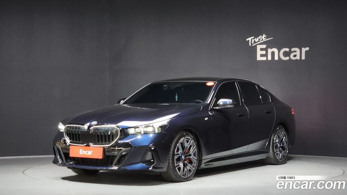 BMW i5