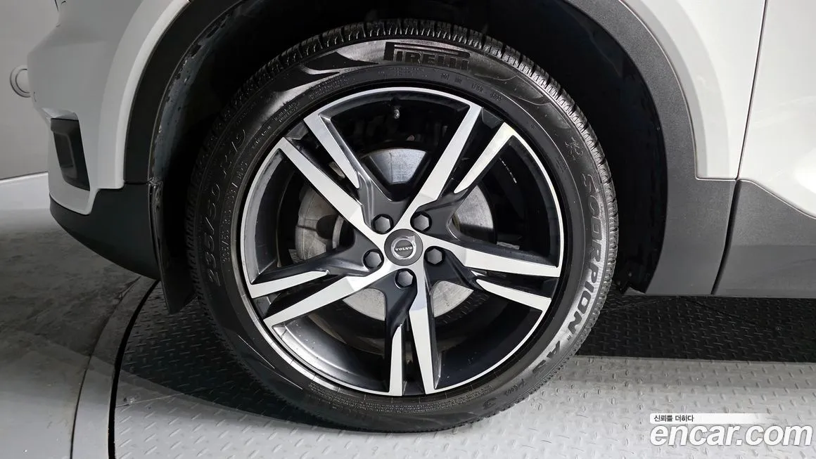 Volvo XC40 2021 из KR, фото 7