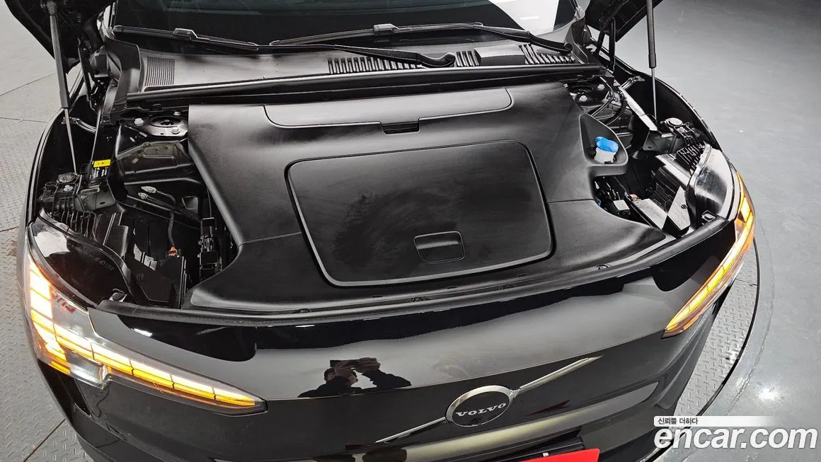 Volvo EX30 2025 из KR, фото 10