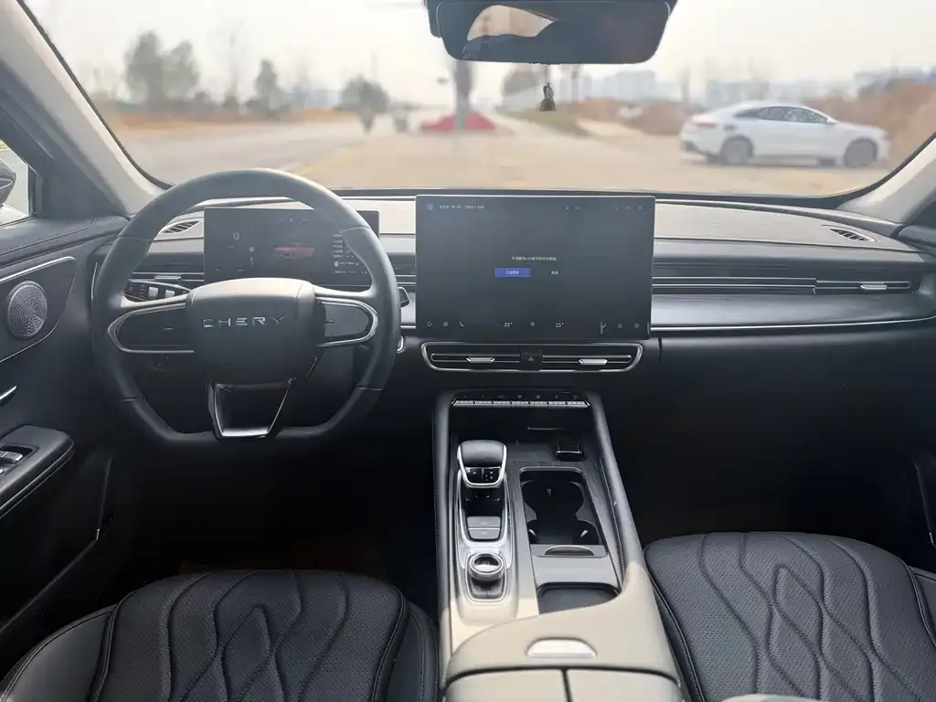 Chery Arrizo 8 PRO — фото 3