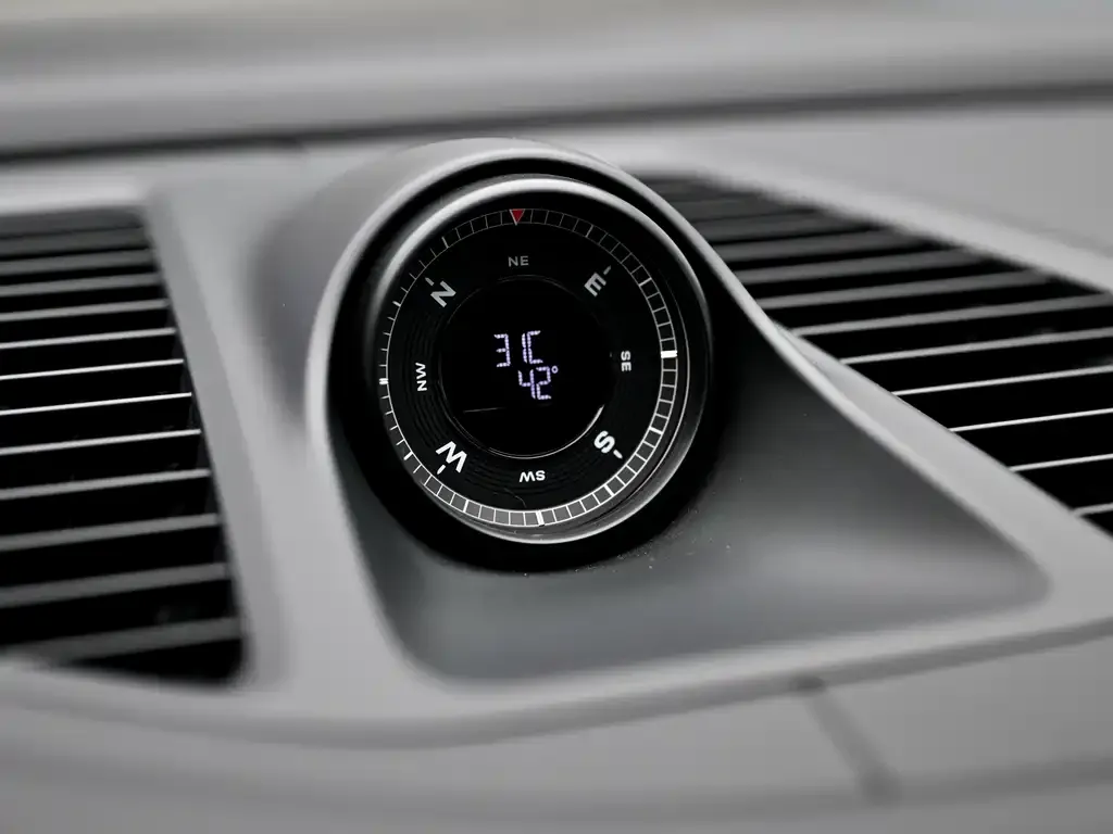 Porsche Macan EV 2025 из CN, фото 7