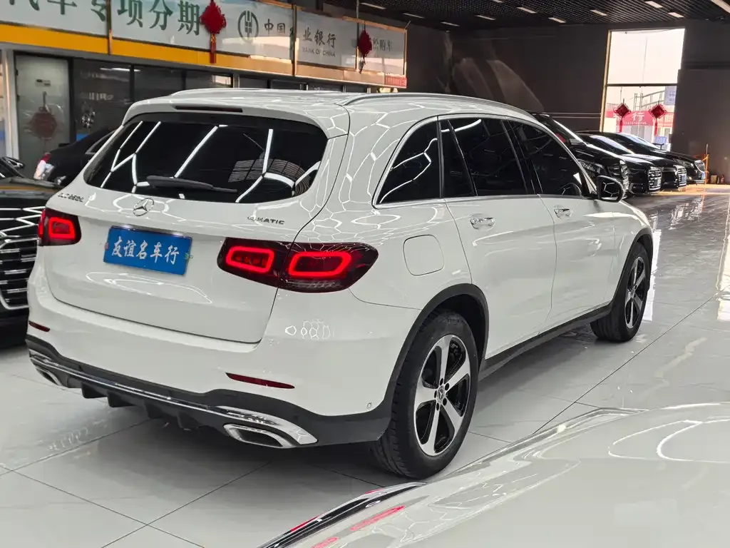 Mercedes-Benz GLC — фото 10