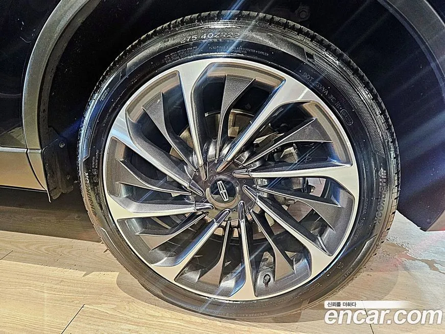 Lincoln Aviator 2023 из KR, фото 9