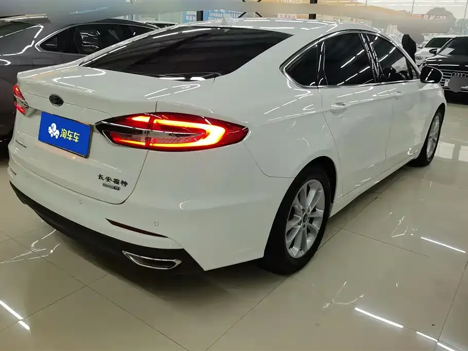 Ford Mondeo 2021 из CN, фото 9