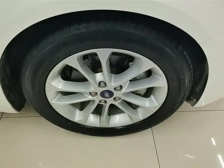 Ford Mondeo 2021 из CN, фото 5