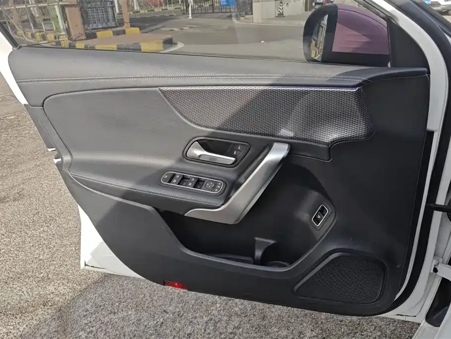 Mercedes-Benz A-Class 2022 из CN, фото 2