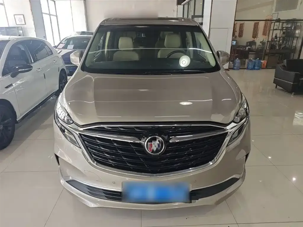 Buick GL8 2022 из CN, фото 3