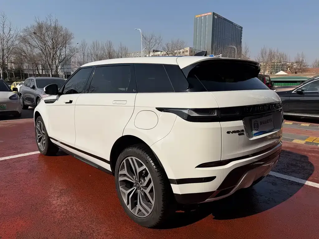 Land Rover Evoque PHEV — фото 8