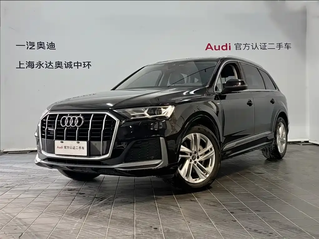 Audi Q7 2023 из CN, фото 1