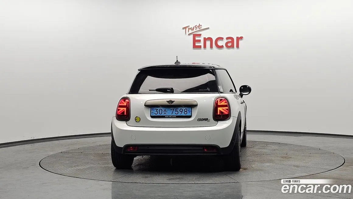 Mini Cooper 2024 из KR, фото 6