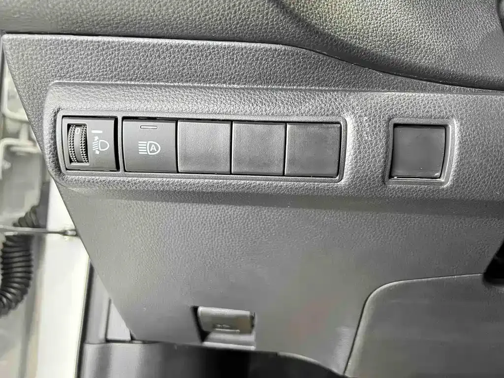 Toyota Corolla 2023 из CN, фото 6