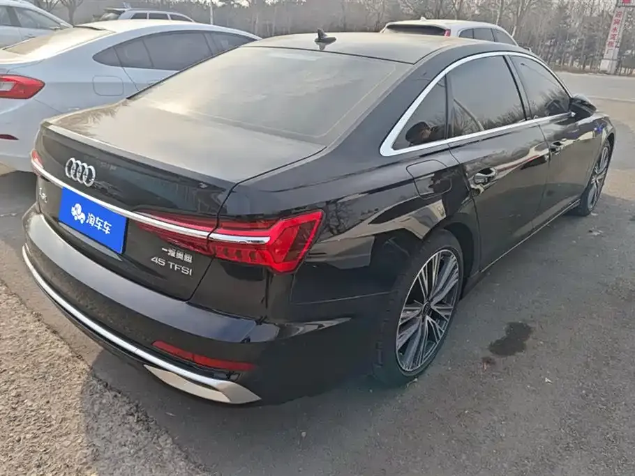 Audi A6L 2023 из CN, фото 8