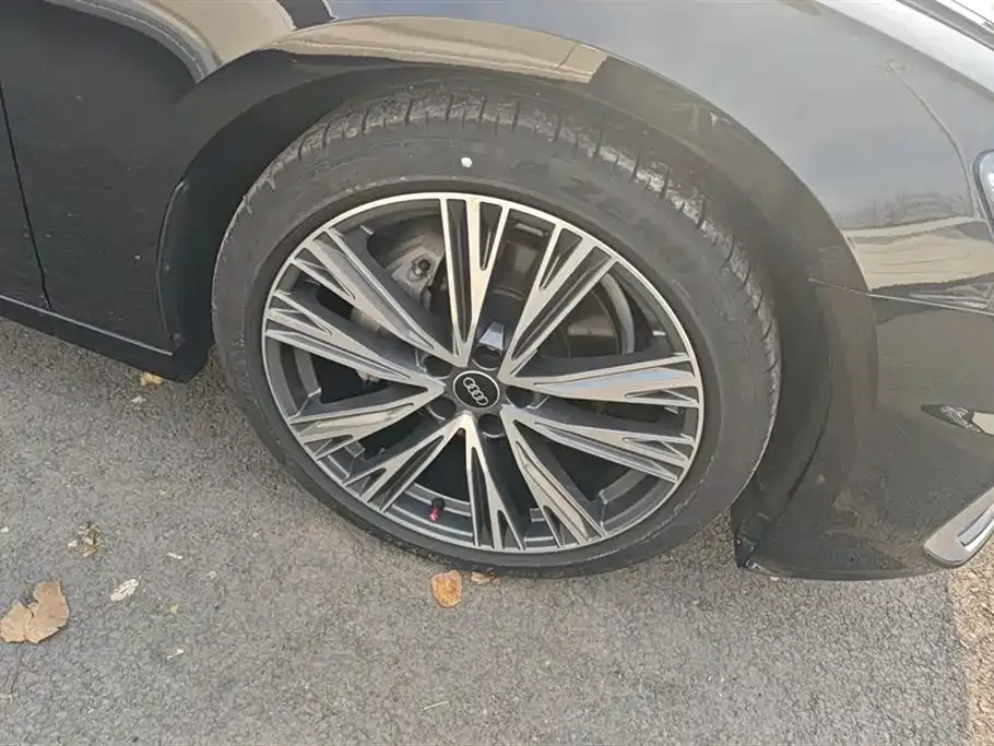 Audi A6L 2023 из CN, фото 5