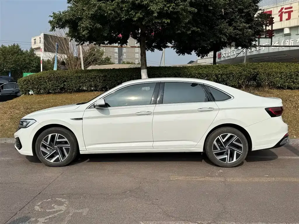 Volkswagen Sagitar 2023 из CN, фото 6
