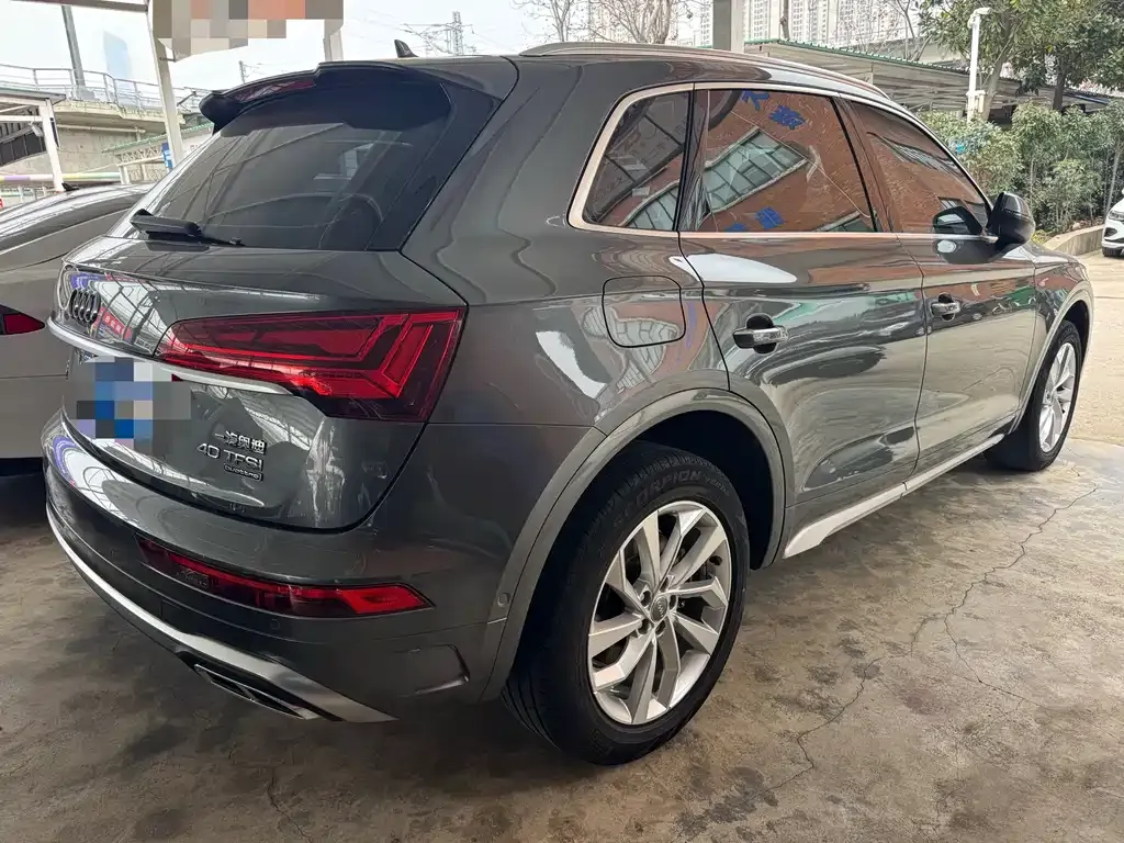 Audi Q5L 2021 из CN, фото 5