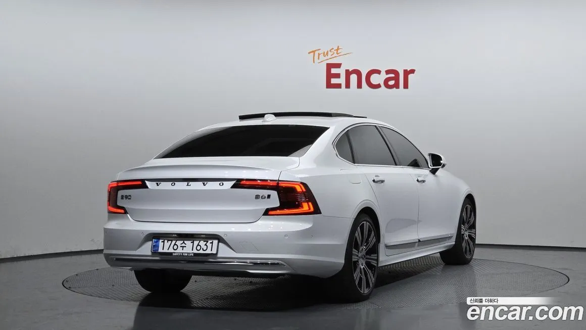 Volvo S90 — фото 2