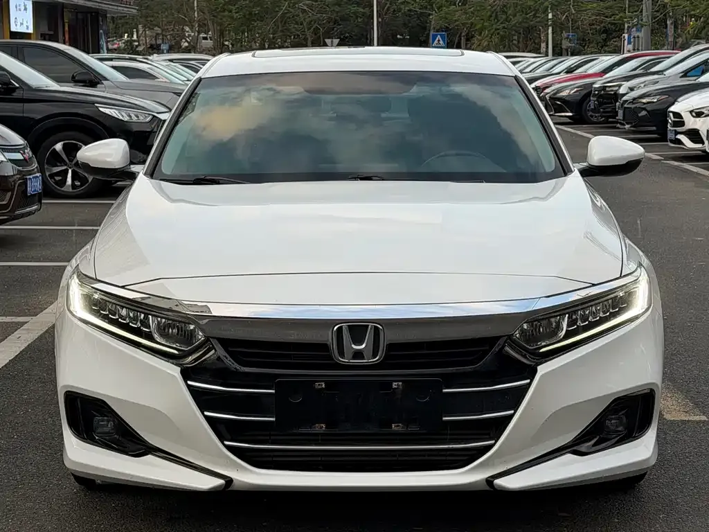 Honda Accord — фото 5